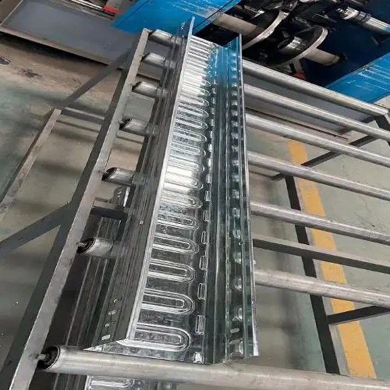 20-100kg/M Alüminyum Merdiven Tipi Kablo Tepsisi Üreticileri Gümüş Renkli